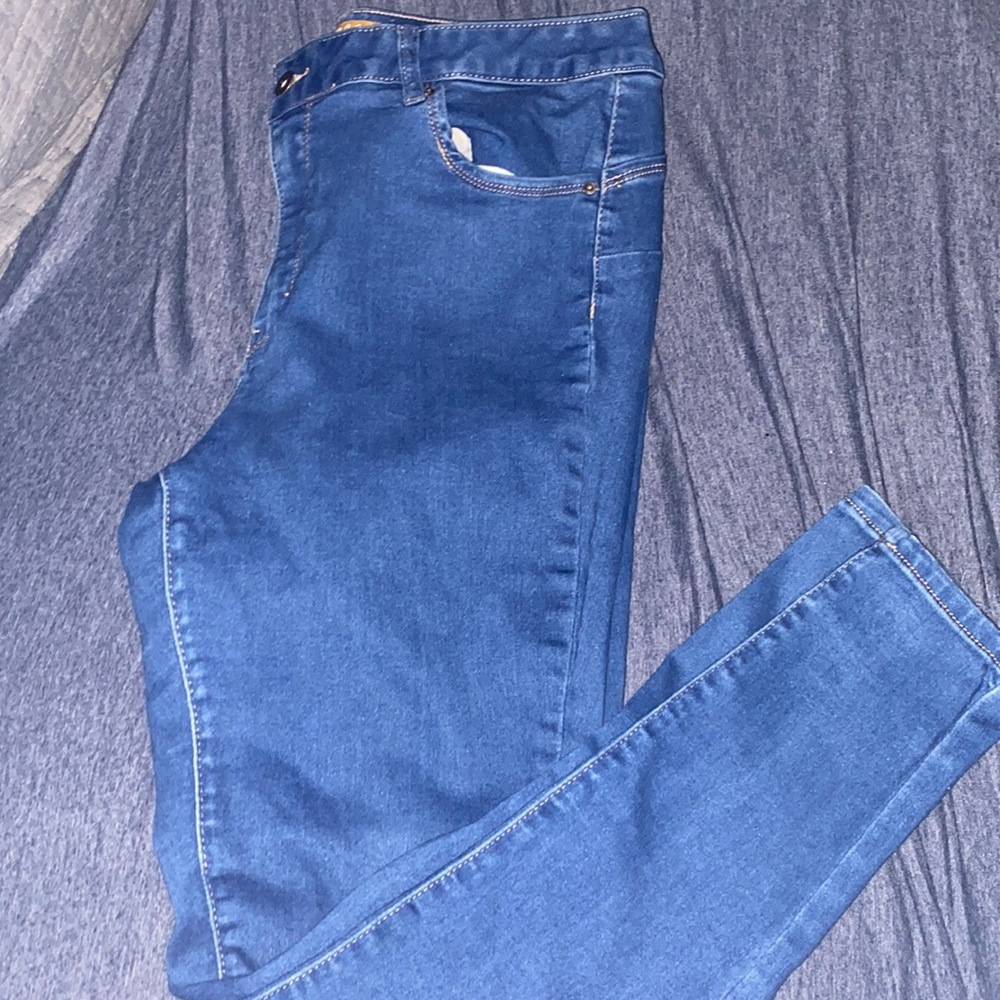 Brand new “butt I love you jeans”